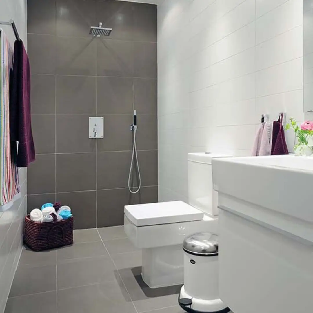 Keramik Dinding Polos Kombinasi Abu-abu dan Putih