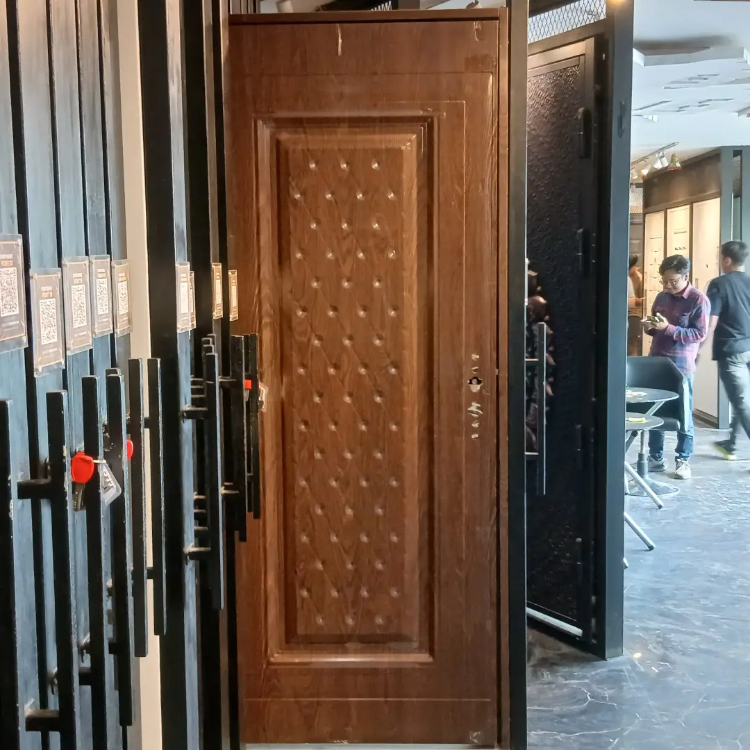 Pintu Rumah Komersil Fortress