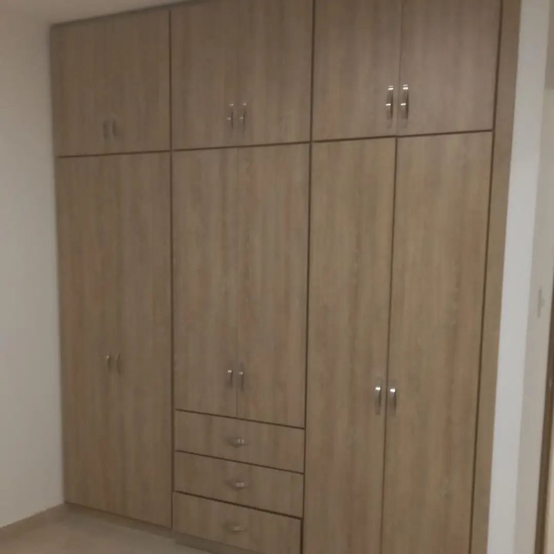 Rak Lemari Full Plafon uPVC